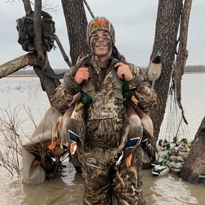 Meet your Posher, Clayton